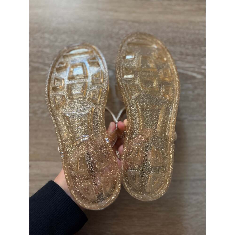 Tuckernuck Riley Jelly Sandals - Picture 4 of 5